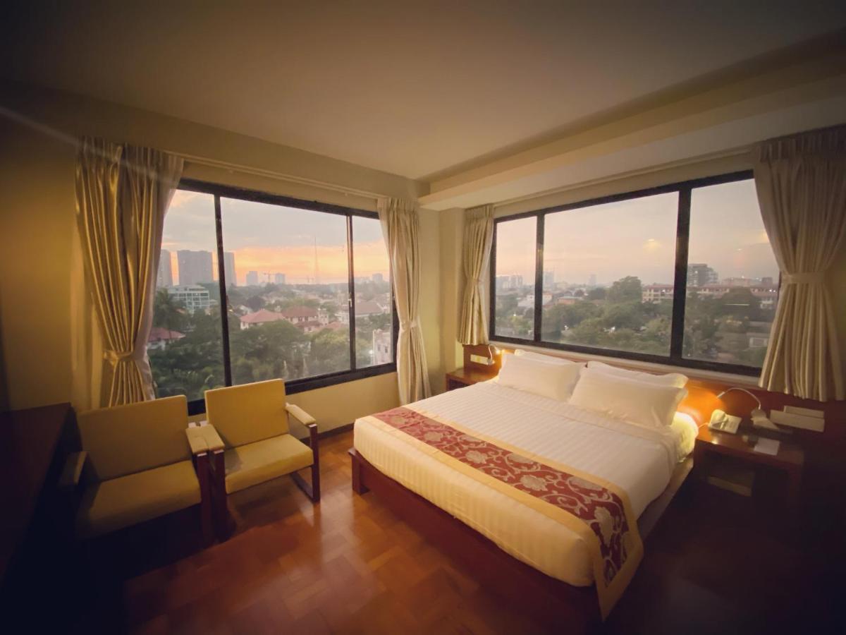 My Dream Hotel ย่างกุ้ง ภายนอก รูปภาพ