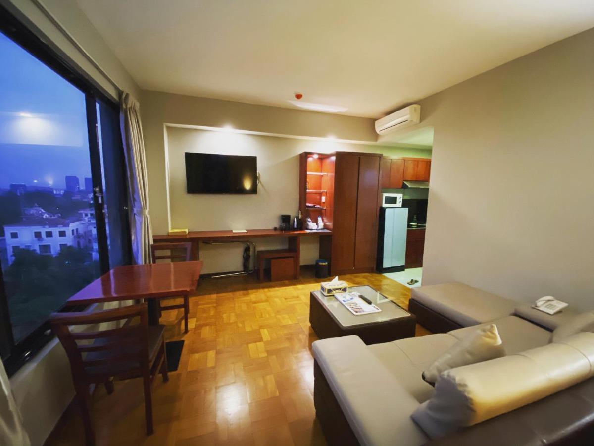 My Dream Hotel ย่างกุ้ง ภายนอก รูปภาพ