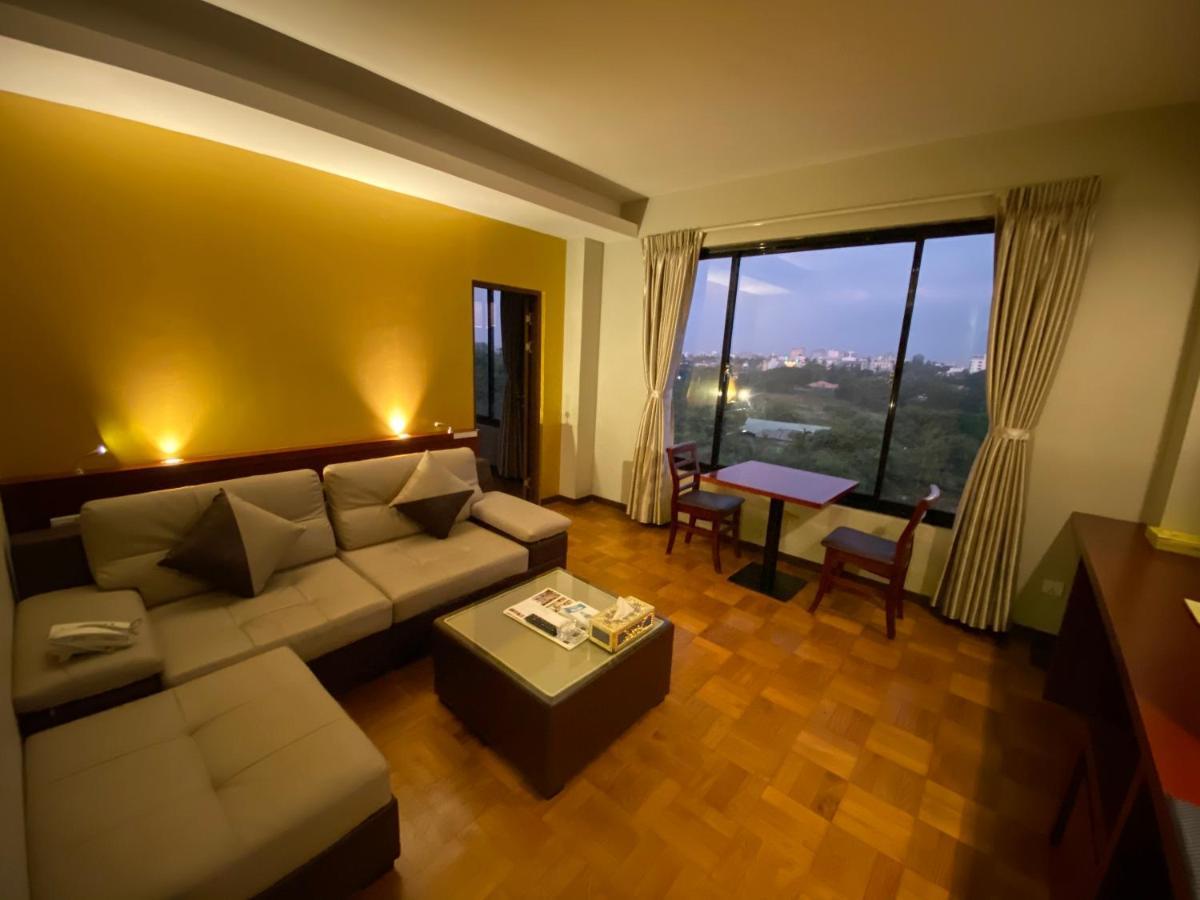 My Dream Hotel ย่างกุ้ง ภายนอก รูปภาพ